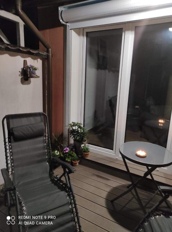 Urocze Studia: Sauna, Kominek i Ekonomiczne Opcje Blisko Warszawy Lomianki Exterior photo
